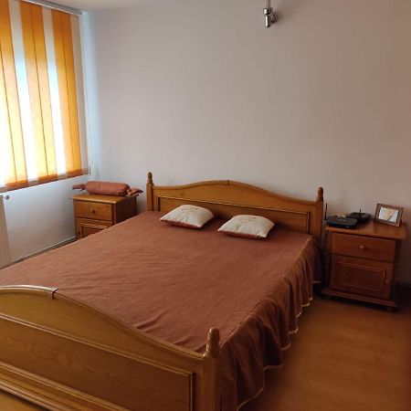 Appartamento Cazare Buzău Esterno foto