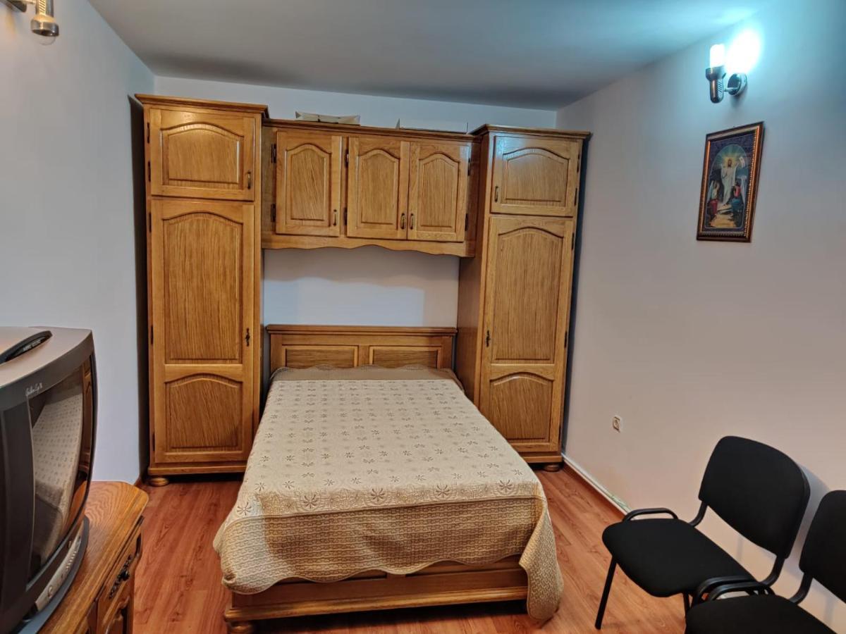 Appartamento Cazare Buzău Esterno foto